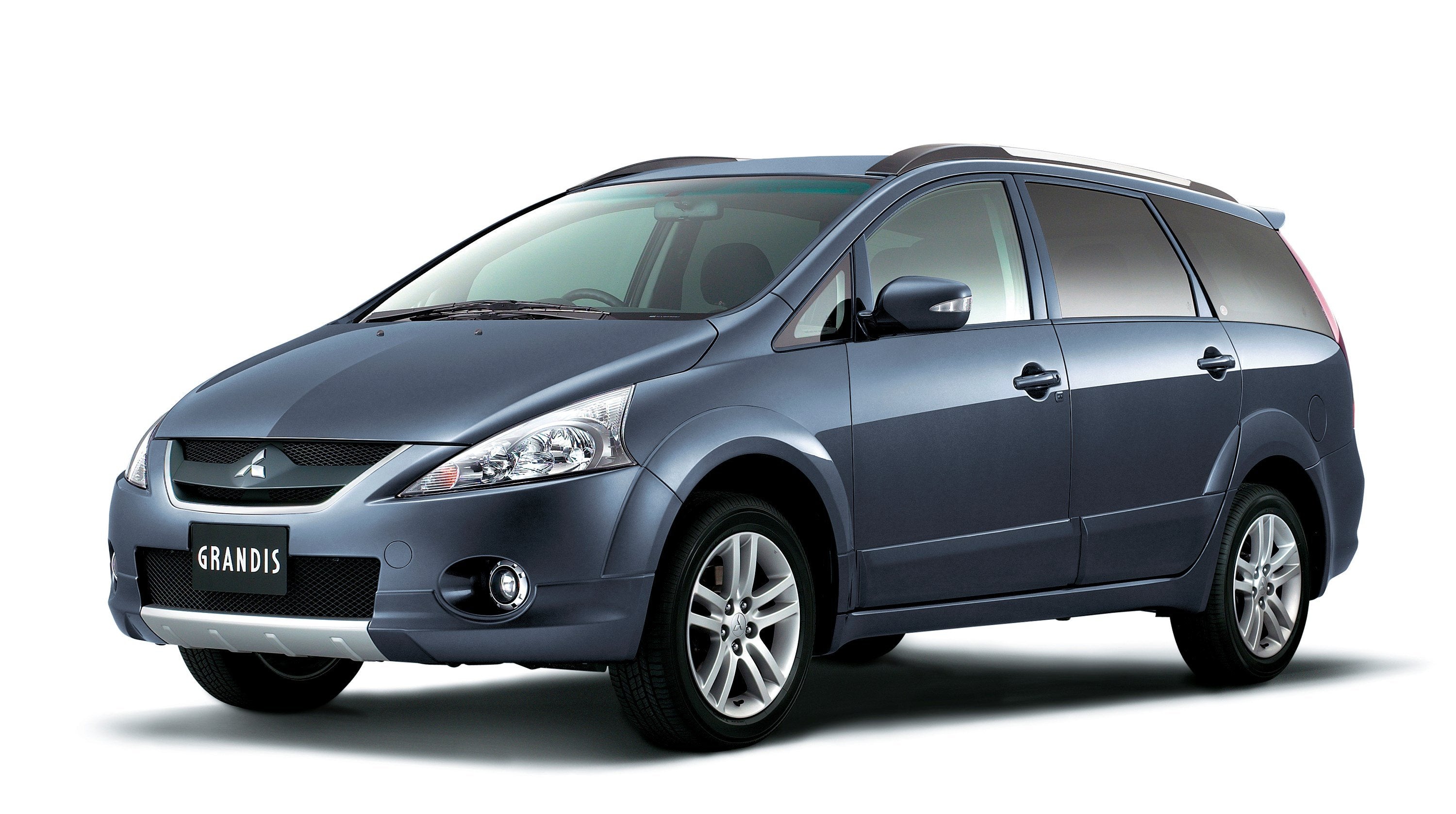 Csomagtértálcák Mitsubishi Grandis gyártmány 2004 - 2011, karosszéria van