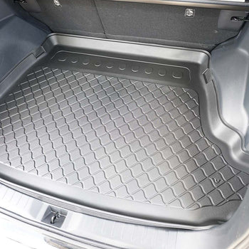 Csomagtértálca Suzuki Across PHEV, suv karosszéria, gyártmány 07.2020 - jelen, mélynyomóval/nélkül | 193601GRD