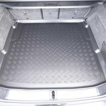 Csomagtértálca BMW 5-ös sorozat G61, kombi karosszéria, gyártmány 05.2024 - jelen | 193657BSC