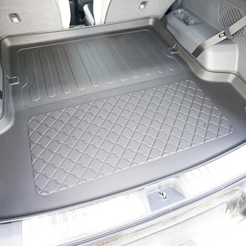 Csomagtértálca Kia EV9, suv karosszéria, gyártmány 2023 - jelen, 6-7 üléses, 2. üléssor mögött (ledöntött 3. üléssor) | 193825GRD