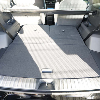 Csomagtértálca Kia EV9, suv karosszéria, gyártmány 2023 - jelen, 6-7 üléses, 2. üléssor mögött (ledöntött 3. üléssor) | 193825GRD