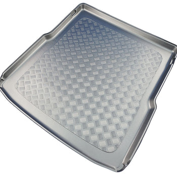 Csomagtértálca Skoda Superb IV, kombi karosszéria, gyártmány 12.2023 - jelen, áthelyezhető csomagpadló felső állásban, térelválasztó nélkül | 193900BSC