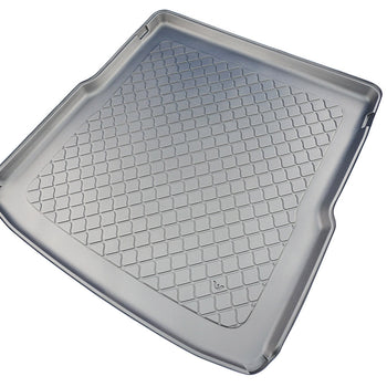 Csomagtértálca Skoda Superb IV PHEV, kombi karosszéria, gyártmány 03.2024 - jelen, áthelyezhető csomagpadló felső állásban, térelválasztó nélkül | 193900GRD