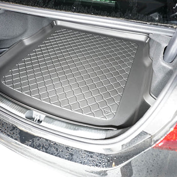 Csomagtértálca Mercedes C-Class W206 PHEV, szedán karosszéria, gyártmány 10.2021 - jelen | 194019GRD