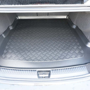 Csomagtértálca Mercedes E-Class W214 PHEV, szedán karosszéria, gyártmány 10.2023 - jelen | 194030BSC