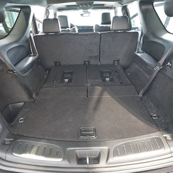 Csomagtértálca Dodge Durango 3 WK2 Facelift 2, suv karosszéria, gyártmány 2019 - jelen, 7 üléses, ledöntött 3. üléssor | 194252GRD