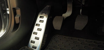 Rozsdamentes acél lábtámasz védő Opel Crossland X, gyártmány 06.2017 - 07.2024, suv karosszéria | 32-4099