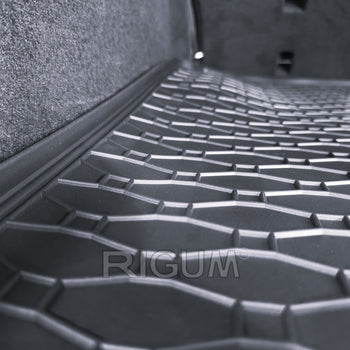 Csomagtértálca BMW 5-ös sorozat G61, kombi karosszéria, gyártmány 05.2024 - jelen | 403329