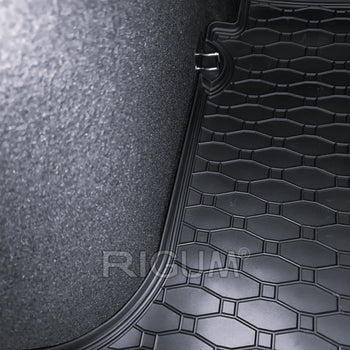 Csomagtértálca Hyundai i30 III, fastback karosszéria, gyártmány 12.2017 - 2020, köztes csomagtartó nélkül | 410235