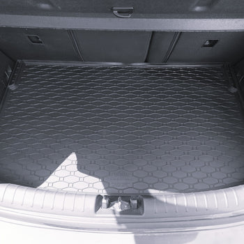 Csomagtértálca Kia Rio IV, ferdehátú karosszéria, gyártmány 02.2017 - jelen, függetlenül a csomagtér típusától | 415049