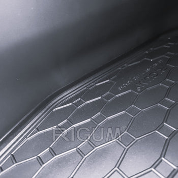 Csomagtértálca Suzuki Swift, ferdehátú karosszéria, gyártmány 05.2017 - jelen | 433036