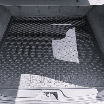 Csomagtértálca Volvo V 70 III, kombi karosszéria, gyártmány 09.2007 - 2016 | 438062