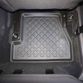 Hótálca gumiszőnyegek Ford Focus III, gyártmány 03.2011 - 08.2018, szedán karosszéria | 603113