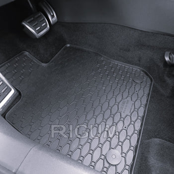 Gumiszőnyegek Skoda Superb IV, gyártmány 12.2023 - jelen, kombi karosszéria | 906233