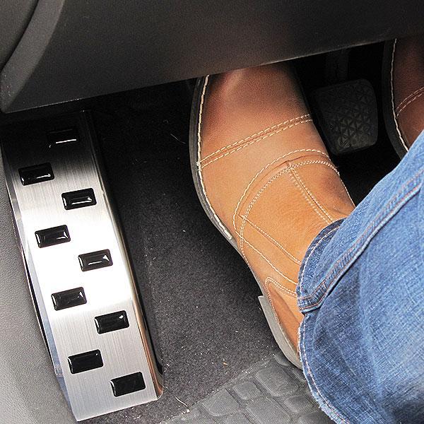 100%-OS VÉDELMET NYÚJT