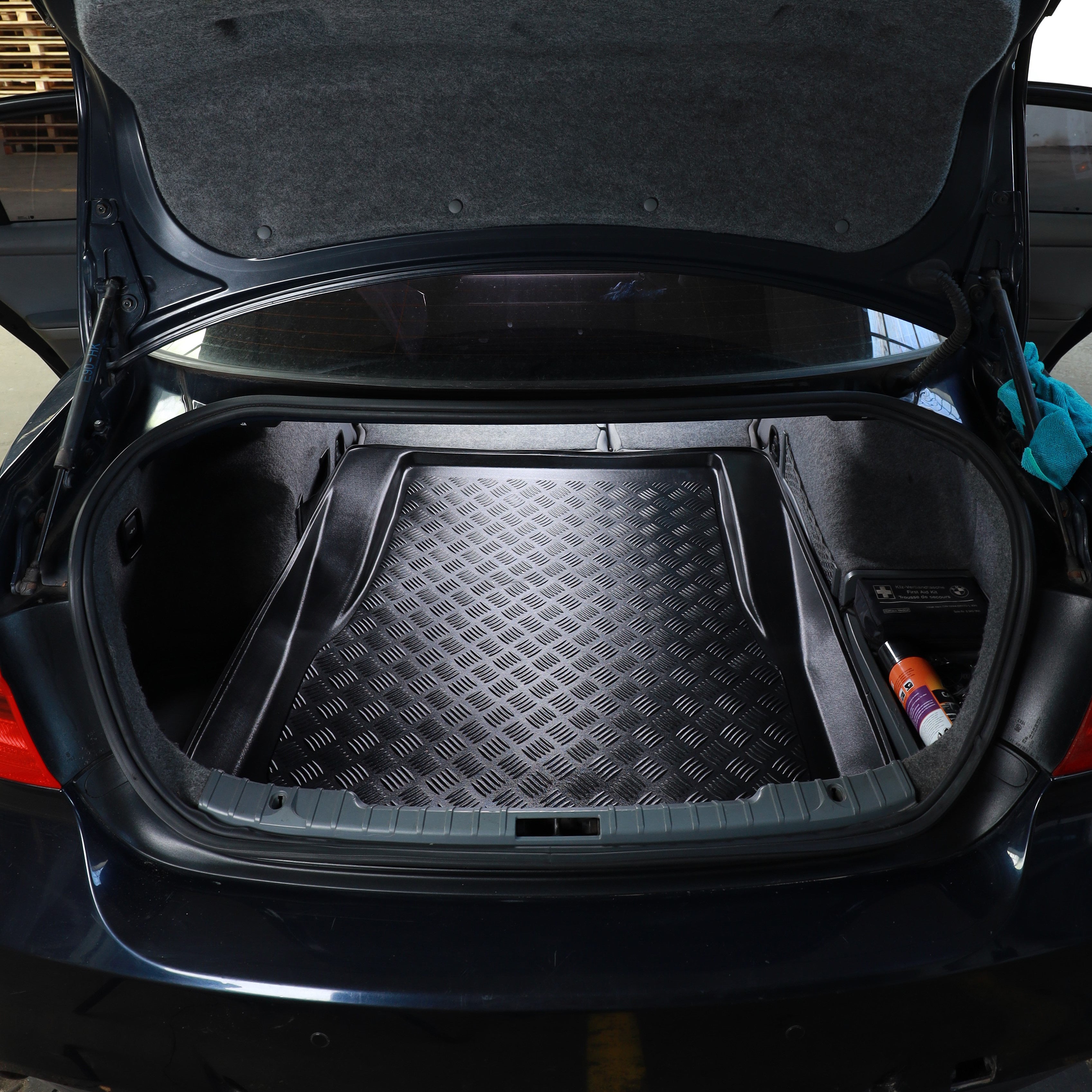 TÖKÉLETES ILLESZKEDÉS