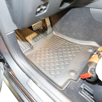 Hótálca gumiszőnyegek Mercedes C-Class W206 PHEV, gyártmány 10.2021 - jelen, szedán karosszéria | 604005