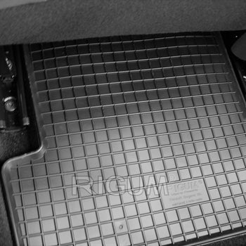 Gumiszőnyegek Renault Megane III, gyártmány 11.2008 - 12.2015, ferdehátú karosszéria | 902167