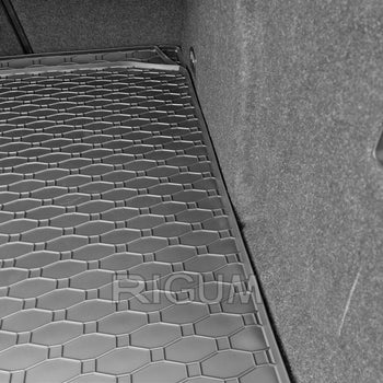 Csomagtértálca Skoda Superb III, kombi karosszéria, gyártmány 09.2015 - 11.2023, alsó csomagtér, magasságra állítható csomagtérpadló nélkül | 434033