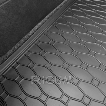 Csomagtértálca Volkswagen Passat B7, szedán karosszéria, gyártmány 09.2010 - 11.2014 | 437317