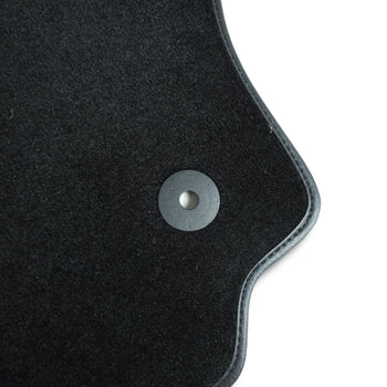 Szövetszőnyegek (fekete) Hyundai I30 I, gyártmány 2008 - 06.2012, kombi karosszéria, kerek rögzítő rendszer | 1025954BLACK