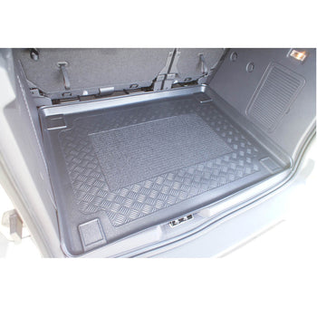 Csomagtértálcák Ford Tourneo Connect II, karosszéria van, gyártmány 2014.01 - jelen, rövid tengelytáv #1