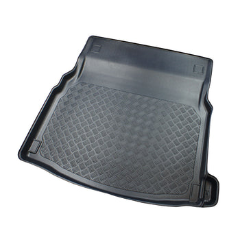 Csomagtértálcák Mercedes E-Class W213, karosszéria szedán, gyártmány 2016.04 - jelen, lehajtható üléssor #1