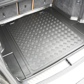 Csomagtértálcák BMW 5-ös sorozat G31, karosszéria kombi, gyártmány 2017.05 - jelen #1