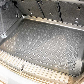 Csomagtértálcák BMW 1-es sorozat F40, karosszéria ferdehátú, gyártmány 2019.09 - jelen #1