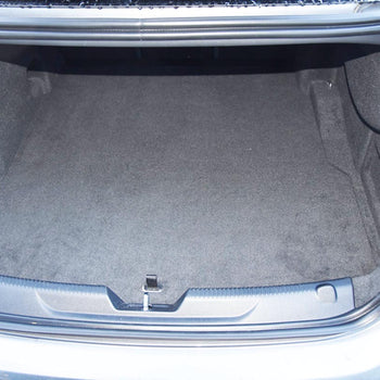 Csomagtértálca Jaguar XE Facelift, szedán karosszéria, gyártmány 2019 - jelen, facelift | 193717GRD