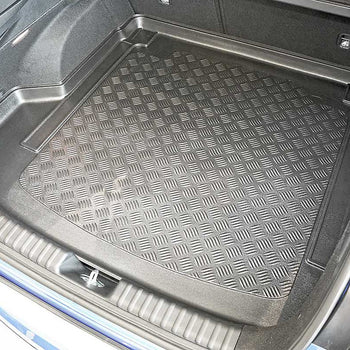 Csomagtértálcák Kia Ceed ProIII, karosszéria kombi, gyártmány 2018.12 - jelen #1