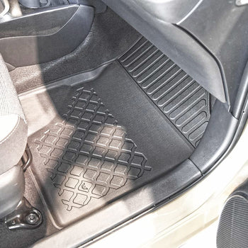 Hótálca Gumiszőnyegek Toyota Yaris III Hybrid gyártmány 2015 - 2020.08, karosszéria ferdehátú, hybrid #1