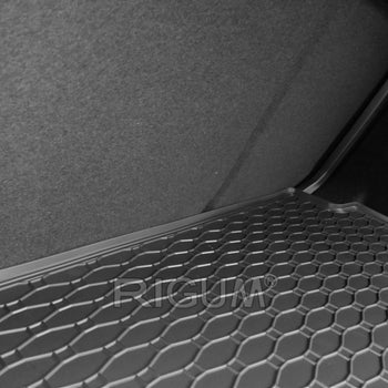 Csomagtértálca Mazda 3 IV, szedán karosszéria, gyártmány 2019.03 - jelen #1